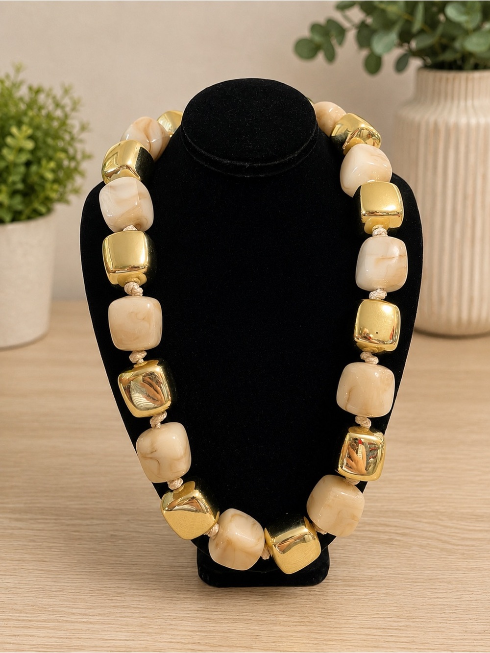 Elegant Cream and Gold Statement Necklace - Brand